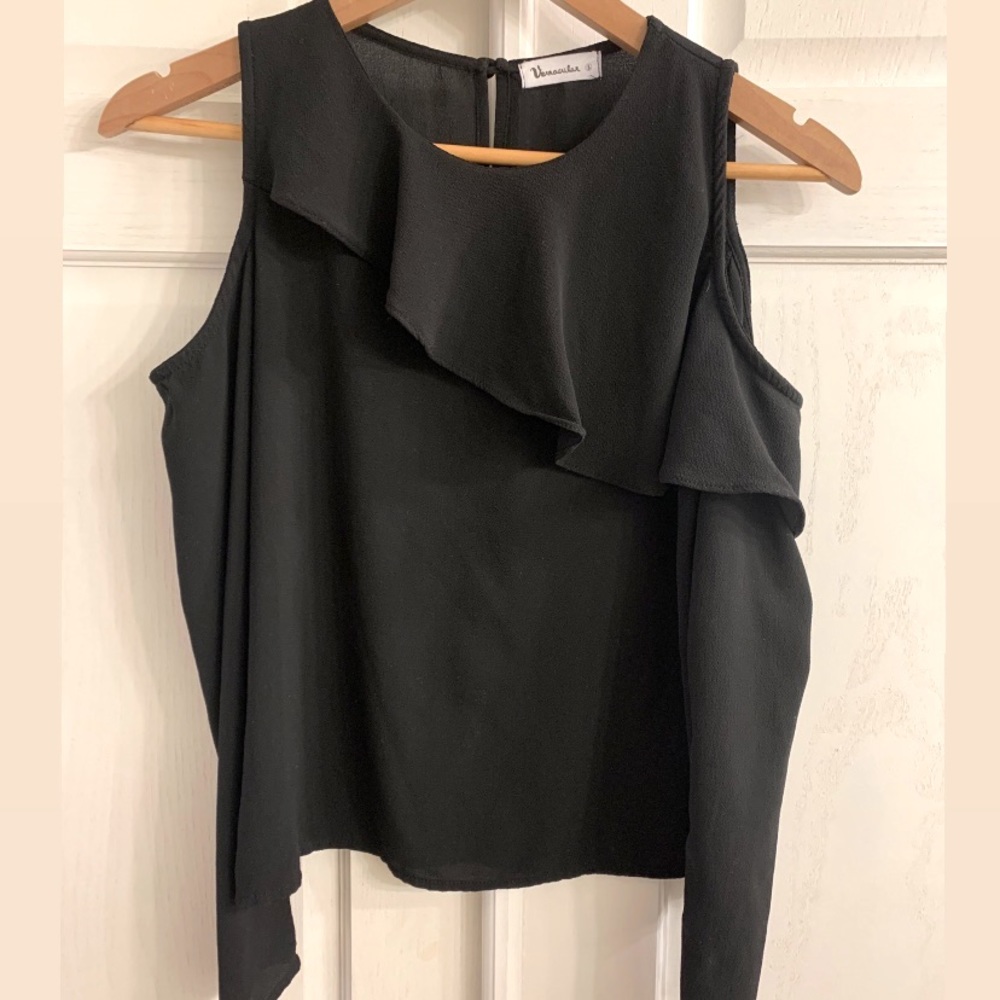BOUTIQUE BLACK RUFFLE BLOUSE WITH CUT OUT SHOULDERS